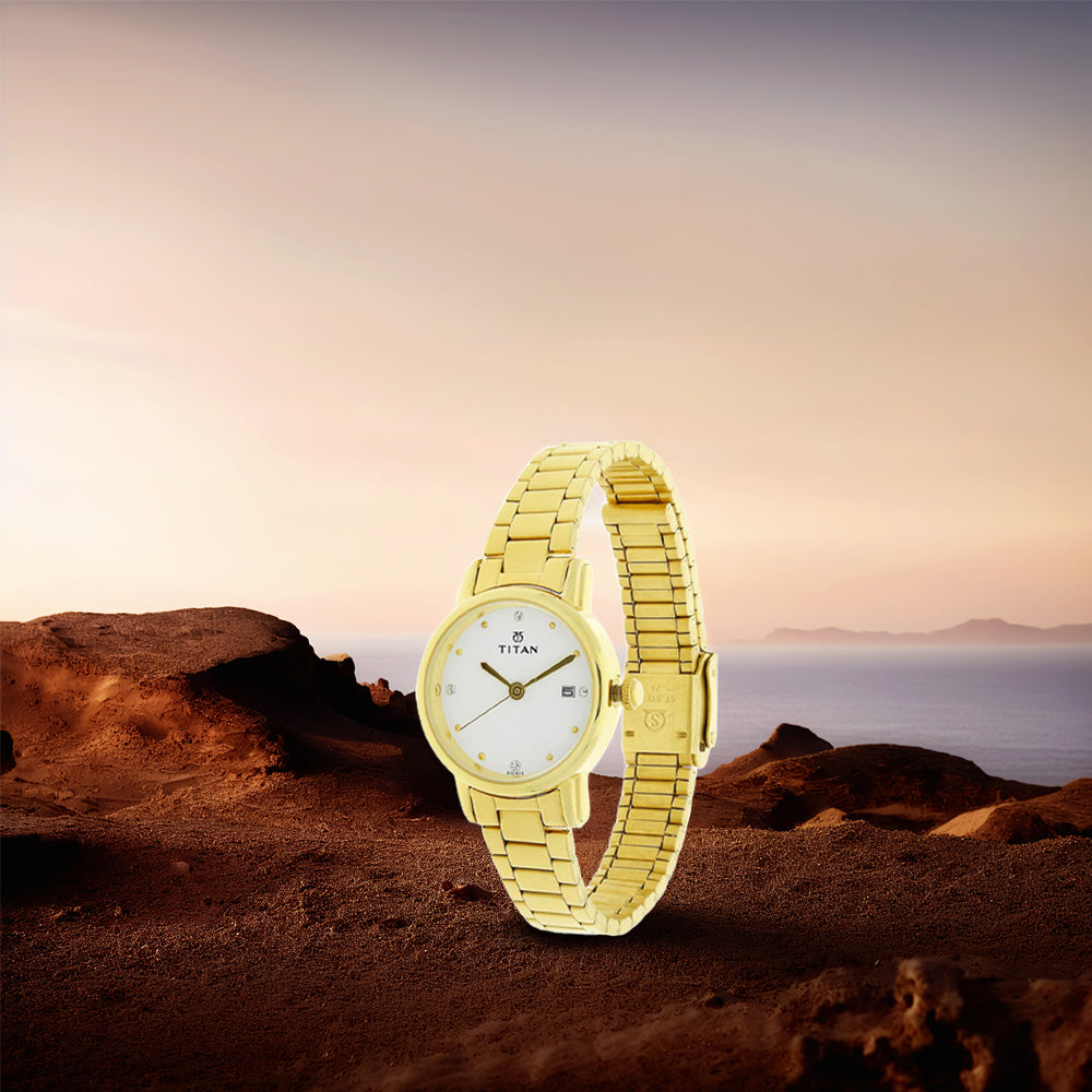 Titan Karishma White Dial Women Watch With Stainless Steel Strap 2572YM01