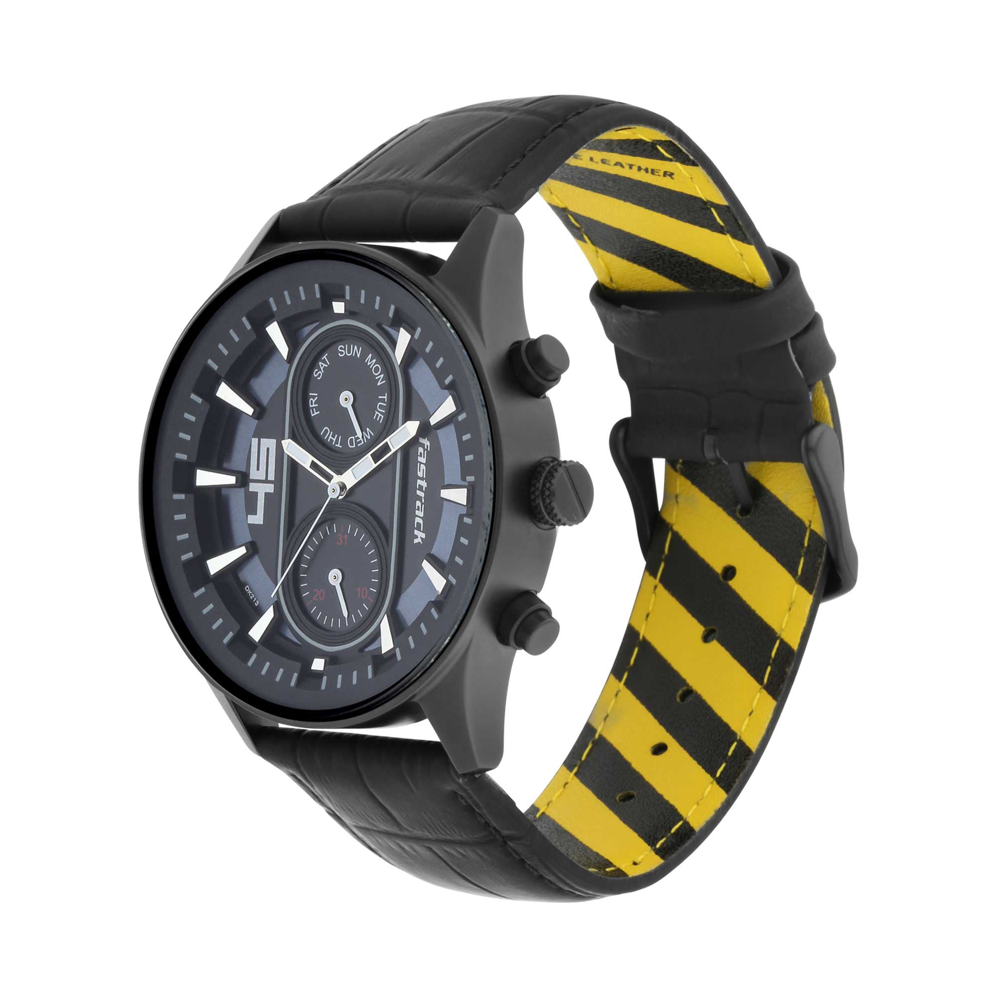Fastrack Fastfit Quartz Analog with Day and Date Black Dial Leather Strap Watch for Guys