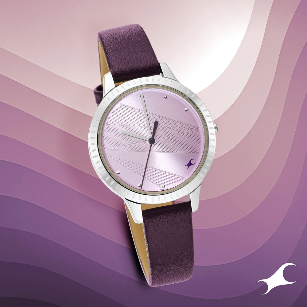 Fastrack Stunners Quartz Analog Purple Dial Leather Strap Watch for Girls 6267SL01