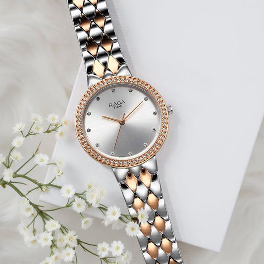 Titan Raga Showstopper Quartz Analog Silver Round Dial Two Toned Metal Strap Watch For Women 95282KM01
